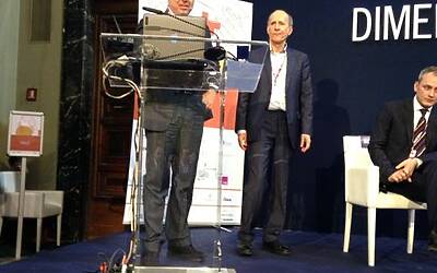 IL CONVEGNO ABI 2013 DIMENSIONE CLIENTE A PALAZZO ALTIERI ROMA SEDE ABI ASSOCIAZIONE BANCARIA ITALIANA DOVE HO PARTECIPATO COME RELATORE ALLA TAVOLA ROTONDA SUI SOCIAL MEDIA ED INTERNET OF THINGS INSIEME A FABRIZIO BELLAVISTA 61