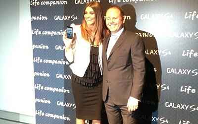 LANCIO ITALIANO DI SAMSUNG GALAXY S4 LIFE COMPANION AL SUPERSTUDIO PIÙ DI VIA TORTONA MILANO IL NUOVO SMARTPHONE ANDROID 050