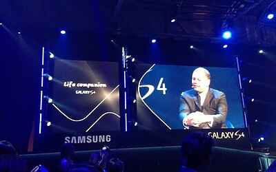 LANCIO ITALIANO DI SAMSUNG GALAXY S4 LIFE COMPANION AL SUPERSTUDIO PIÙ DI VIA TORTONA MILANO IL NUOVO SMARTPHONE ANDROID 078