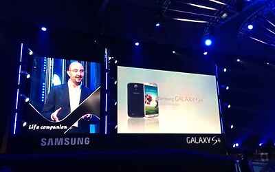 LANCIO ITALIANO DI SAMSUNG GALAXY S4 LIFE COMPANION AL SUPERSTUDIO PIÙ DI VIA TORTONA MILANO IL NUOVO SMARTPHONE ANDROID 089