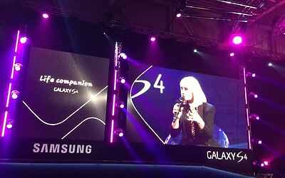LANCIO ITALIANO DI SAMSUNG GALAXY S4 LIFE COMPANION AL SUPERSTUDIO PIÙ DI VIA TORTONA MILANO IL NUOVO SMARTPHONE ANDROID 098