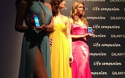 LANCIO ITALIANO DI SAMSUNG GALAXY S4 LIFE COMPANION AL SUPERSTUDIO PIÙ DI VIA TORTONA MILANO IL NUOVO SMARTPHONE ANDROID 015