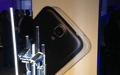 LANCIO ITALIANO DI SAMSUNG GALAXY S4 LIFE COMPANION AL SUPERSTUDIO PIÙ DI VIA TORTONA MILANO IL NUOVO SMARTPHONE ANDROID 019