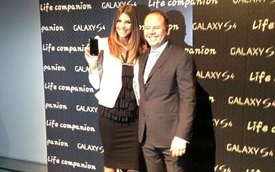 LANCIO ITALIANO DI SAMSUNG GALAXY S4 LIFE COMPANION AL SUPERSTUDIO PIÙ DI VIA TORTONA MILANO IL NUOVO SMARTPHONE ANDROID 051