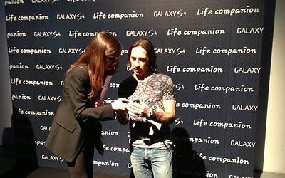 LANCIO ITALIANO DI SAMSUNG GALAXY S4 LIFE COMPANION AL SUPERSTUDIO PIÙ DI VIA TORTONA MILANO IL NUOVO SMARTPHONE ANDROID 055