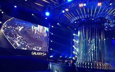 LANCIO ITALIANO DI SAMSUNG GALAXY S4 LIFE COMPANION AL SUPERSTUDIO PIÙ DI VIA TORTONA MILANO IL NUOVO SMARTPHONE ANDROID 071