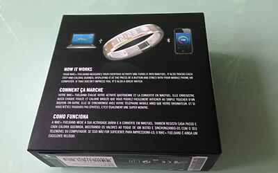 NIKE+ FUELBAND LUNBOXING DELLA PROVA IN ANTEPRIMA ED IN ESCLUSIVA DEL NUOVO MODELLO WHITE ICE VERSIONE SPECIALE PER IL TECNOFITNESS IL RUNNING E DIMAGRIRE PIÙ FACILMENTE test realizzato da michele ficara manganelli di assodigitale 07