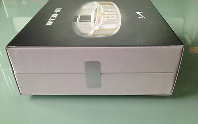 NIKE+ FUELBAND LUNBOXING DELLA PROVA IN ANTEPRIMA ED IN ESCLUSIVA DEL NUOVO MODELLO WHITE ICE VERSIONE SPECIALE PER IL TECNOFITNESS IL RUNNING E DIMAGRIRE PIÙ FACILMENTE test realizzato da michele ficara manganelli di assodigitale 09