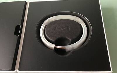 NIKE+ FUELBAND LUNBOXING DELLA PROVA IN ANTEPRIMA ED IN ESCLUSIVA DEL NUOVO MODELLO WHITE ICE VERSIONE SPECIALE PER IL TECNOFITNESS IL RUNNING E DIMAGRIRE PIÙ FACILMENTE test realizzato da michele ficara manganelli di assodigitale 16