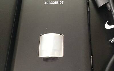 NIKE+ FUELBAND LUNBOXING DELLA PROVA IN ANTEPRIMA ED IN ESCLUSIVA DEL NUOVO MODELLO WHITE ICE VERSIONE SPECIALE PER IL TECNOFITNESS IL RUNNING E DIMAGRIRE PIÙ FACILMENTE test realizzato da michele ficara manganelli di assodigitale 20