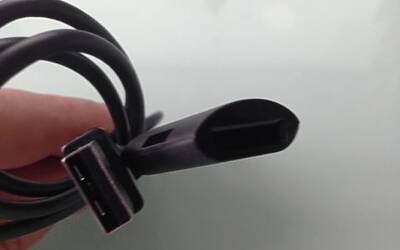 NIKE+ FUELBAND LUNBOXING DELLA PROVA IN ANTEPRIMA ED IN ESCLUSIVA DEL NUOVO MODELLO WHITE ICE VERSIONE SPECIALE PER IL TECNOFITNESS IL RUNNING E DIMAGRIRE PIÙ FACILMENTE test realizzato da michele ficara manganelli di assodigitale 28