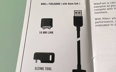 NIKE+ FUELBAND LUNBOXING DELLA PROVA IN ANTEPRIMA ED IN ESCLUSIVA DEL NUOVO MODELLO WHITE ICE VERSIONE SPECIALE PER IL TECNOFITNESS IL RUNNING E DIMAGRIRE PIÙ FACILMENTE test realizzato da michele ficara manganelli di assodigitale 33