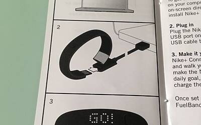 NIKE+ FUELBAND LUNBOXING DELLA PROVA IN ANTEPRIMA ED IN ESCLUSIVA DEL NUOVO MODELLO WHITE ICE VERSIONE SPECIALE PER IL TECNOFITNESS IL RUNNING E DIMAGRIRE PIÙ FACILMENTE test realizzato da michele ficara manganelli di assodigitale 35