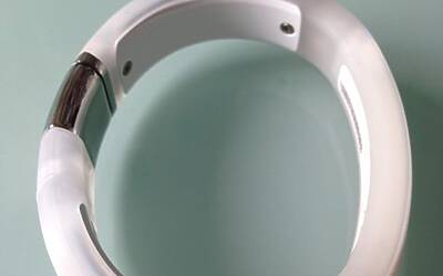 NIKE+ FUELBAND LUNBOXING DELLA PROVA IN ANTEPRIMA ED IN ESCLUSIVA DEL NUOVO MODELLO WHITE ICE VERSIONE SPECIALE PER IL TECNOFITNESS IL RUNNING E DIMAGRIRE PIÙ FACILMENTE test realizzato da michele ficara manganelli di assodigitale 43