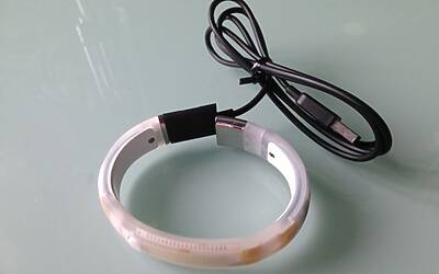 NIKE+ FUELBAND LUNBOXING DELLA PROVA IN ANTEPRIMA ED IN ESCLUSIVA DEL NUOVO MODELLO WHITE ICE VERSIONE SPECIALE PER IL TECNOFITNESS IL RUNNING E DIMAGRIRE PIÙ FACILMENTE test realizzato da michele ficara manganelli di assodigitale 52