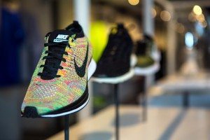 STADIUM NIKE FLYKNIT RACER