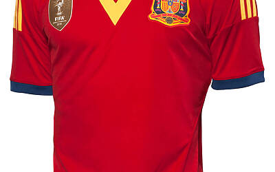 la nuova maglia della spagna per la confederations cup