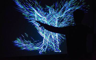 lopera di UNIVERSALEVERYTHING al The Art + Science Of Supernatural Motion di Nike in occasione Fuori Salone di Milano 3