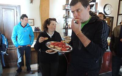 I RAGNI DI LECCO INSIEME AD ADIDAS EYEWEAR OCCHIALI PER LO SPORT NEL RIFUGIO CARLO PORTA DEI PIANI DEI RESINELLI A BALLABIO LECCO 017