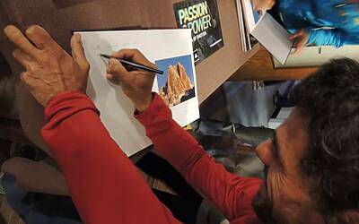 I RAGNI DI LECCO INSIEME AD ADIDAS EYEWEAR OCCHIALI PER LO SPORT NEL RIFUGIO CARLO PORTA DEI PIANI DEI RESINELLI A BALLABIO LECCO 083