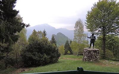 I RAGNI DI LECCO INSIEME AD ADIDAS EYEWEAR OCCHIALI PER LO SPORT NEL RIFUGIO CARLO PORTA DEI PIANI DEI RESINELLI A BALLABIO LECCO 111