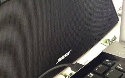 Il test e lunboxing Ascoltare la musica in streaming da itunes con Airplay ecco Bose SoundLink che suono 15