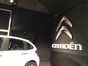 Lancio nazionale nuova citroen c3 anteprima stampa agli east end studios le foto della vettura e le slide della presentazione ufficiale di massimo borio CON I VIDEO della pubblicità e delle interviste ufficiali 08