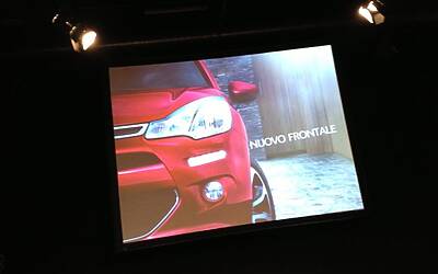 Lancio nazionale nuova citroen c3 anteprima stampa agli east end studios le foto della vettura e le slide della presentazione ufficiale di massimo borio CON I VIDEO della pubblicità e delle interviste ufficiali 22