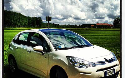 Lancio nazionale nuova citroen c3 anteprima stampa agli east end studios le foto della vettura e le slide della presentazione ufficiale di massimo borio CON I VIDEO della pubblicità e delle interviste ufficiali 60