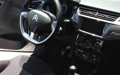 Lancio nazionale nuova citroen c3 anteprima stampa agli east end studios le foto della vettura e le slide della presentazione ufficiale di massimo borio CON I VIDEO della pubblicità e delle interviste ufficiali 74