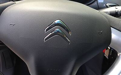 Lancio nazionale nuova citroen c3 anteprima stampa agli east end studios le foto della vettura e le slide della presentazione ufficiale di massimo borio CON I VIDEO della pubblicità e delle interviste ufficiali 77