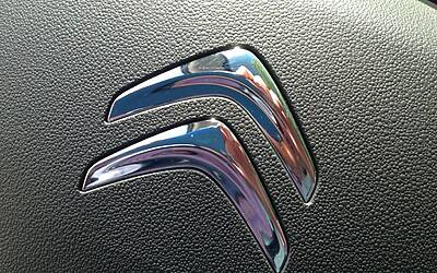 Lancio nazionale nuova citroen c3 anteprima stampa agli east end studios le foto della vettura e le slide della presentazione ufficiale di massimo borio CON I VIDEO della pubblicità e delle interviste ufficiali 80