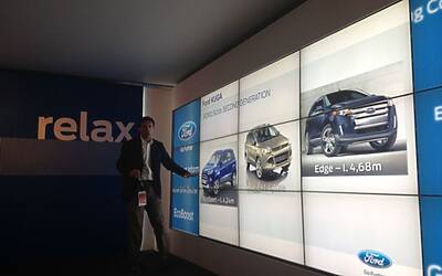 kugadrive @forditalia @BnlPeople ibi13 @intebnlditalia LA PRESENTAZIONE DEI NUOVI SUV SMART UTILITY VEHICLE DI FORD KUGA ECOBOOST AGLI INTERNAZIONALI BNL DI TENNIS AL FORO ITALICO DI ROMA michele ficara manganelli Assodigitale Test Drive 063