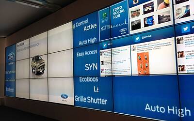 kugadrive @forditalia @BnlPeople ibi13 @intebnlditalia LA PRESENTAZIONE DEI NUOVI SUV SMART UTILITY VEHICLE DI FORD KUGA ECOBOOST AGLI INTERNAZIONALI BNL DI TENNIS AL FORO ITALICO DI ROMA michele ficara manganelli Assodigitale Test Drive 064