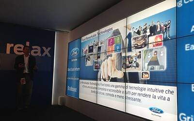 kugadrive @forditalia @BnlPeople ibi13 @intebnlditalia LA PRESENTAZIONE DEI NUOVI SUV SMART UTILITY VEHICLE DI FORD KUGA ECOBOOST AGLI INTERNAZIONALI BNL DI TENNIS AL FORO ITALICO DI ROMA michele ficara manganelli Assodigitale Test Drive 075