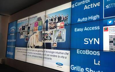 kugadrive @forditalia @BnlPeople ibi13 @intebnlditalia LA PRESENTAZIONE DEI NUOVI SUV SMART UTILITY VEHICLE DI FORD KUGA ECOBOOST AGLI INTERNAZIONALI BNL DI TENNIS AL FORO ITALICO DI ROMA michele ficara manganelli Assodigitale Test Drive 076