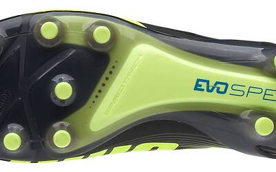 la tacchettatura della Puma evoSPEED 1.2 FG