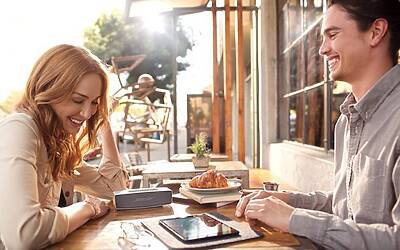 002 Bose SoundLink Mini rgb environmental 72dpi A5