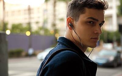 010 bose qc20i rgb environmental 72dpi A5