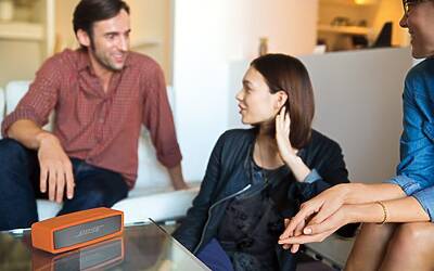 013 Bose SoundLink Mini rgb environmental 72dpi A5