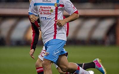 ALMIRON con solista la nuova scarpa catarifrangente della lotto 7