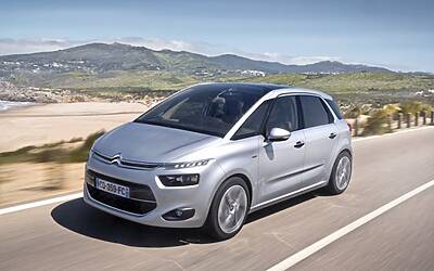CITROEN C4 PICASSO TECNOSPACE LE FOTO DEGLI ESTERNI ED I DETTAGLI DELLA TECNOLOGIA CON I DUE DISPLAY AD ALTA DEFINIZIONE HD 09