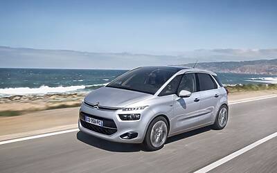 CITROEN C4 PICASSO TECNOSPACE LE FOTO DEGLI ESTERNI ED I DETTAGLI DELLA TECNOLOGIA CON I DUE DISPLAY AD ALTA DEFINIZIONE HD 11