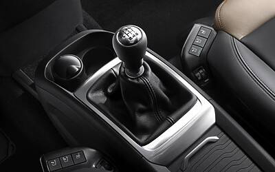 CITROEN C4 PICASSO TECNOSPACE LE FOTO DEGLI INTERNI ED I DETTAGLI DELLA TECNOLOGIA CON I DUE DISPLAY AD ALTA DEFINIZIONE HD 01