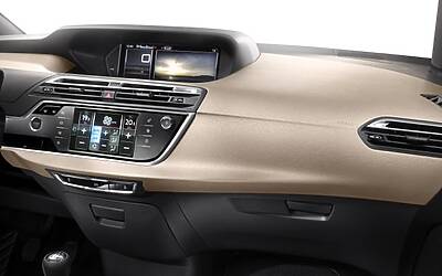 CITROEN C4 PICASSO TECNOSPACE LE FOTO DEGLI INTERNI ED I DETTAGLI DELLA TECNOLOGIA CON I DUE DISPLAY AD ALTA DEFINIZIONE HD 08