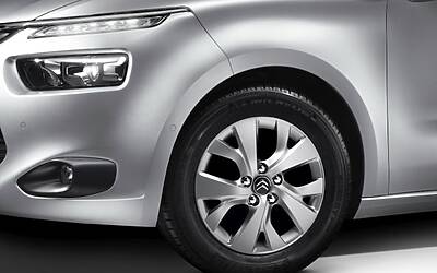 CITROEN C4 PICASSO TECNOSPACE LE FOTO DEGLI INTERNI ED I DETTAGLI DELLA TECNOLOGIA CON I DUE DISPLAY AD ALTA DEFINIZIONE HD 14