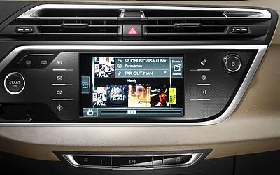 CITROEN C4 PICASSO TECNOSPACE LE FOTO DEGLI INTERNI ED I DETTAGLI DELLA TECNOLOGIA CON I DUE DISPLAY AD ALTA DEFINIZIONE HD 26