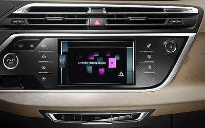 CITROEN C4 PICASSO TECNOSPACE LE FOTO DEGLI INTERNI ED I DETTAGLI DELLA TECNOLOGIA CON I DUE DISPLAY AD ALTA DEFINIZIONE HD 33