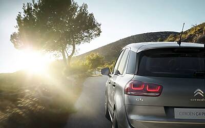 CITROEN C4 PICASSO TECNOSPACE LE FOTO DEGLI INTERNI ED I DETTAGLI DELLA TECNOLOGIA CON I DUE DISPLAY AD ALTA DEFINIZIONE HD 41