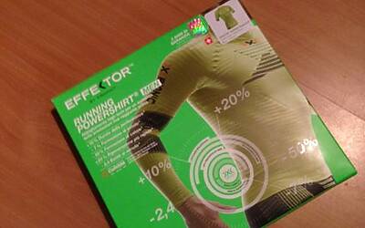 ENERGIZER NIGHTRUN LA CORSA NOTTURNA AL PARCO SEMPIONE DI MILANO CON 6000 PARTECIPANTI RUN RUNNER PODISTI PODISMO 003